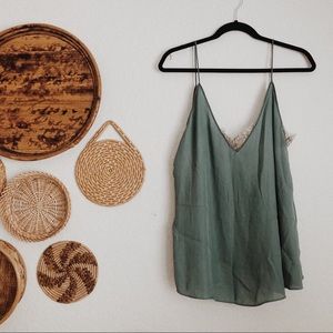 🚚 MOVING SALE! 🚚 Green Free People blouse